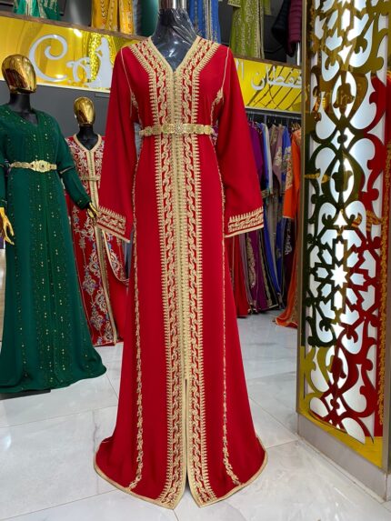قفطان مغربي قطعه واحده لون احمر تطريز دهبي